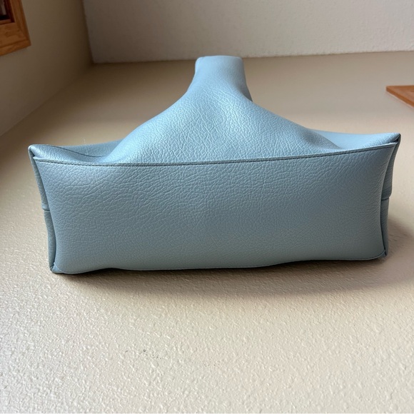 Banana Republic Vegan Leather Slouchy Tote Purse Blue Ravine Boho Minimalist - Picture 5 of 16